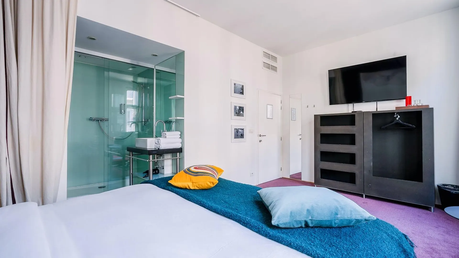 ***  Smartflats - Pacific Brussels Hotel Belgium