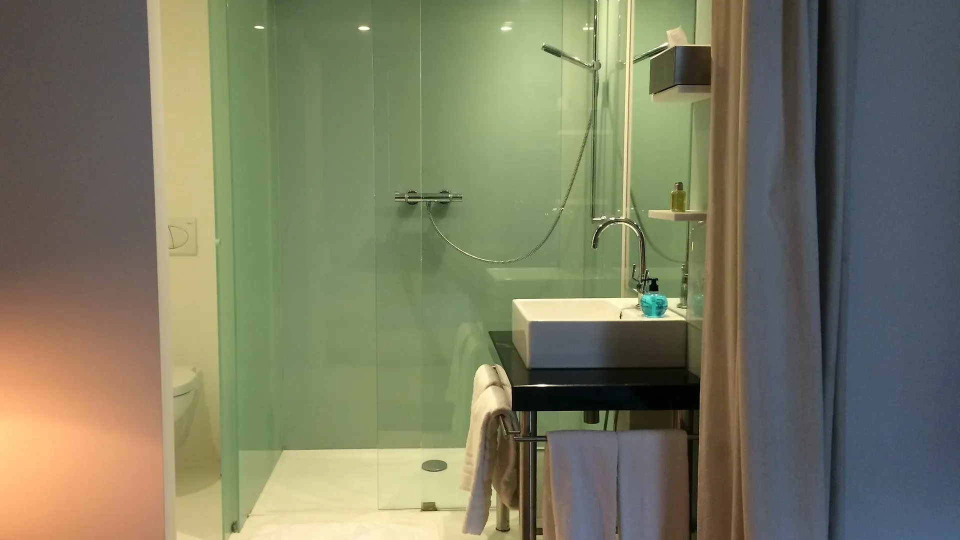 Smartflats - Pacific Brussels Hotel 3*,  Belgium