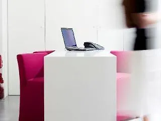 Smartflats - Pacific Brussels Otel